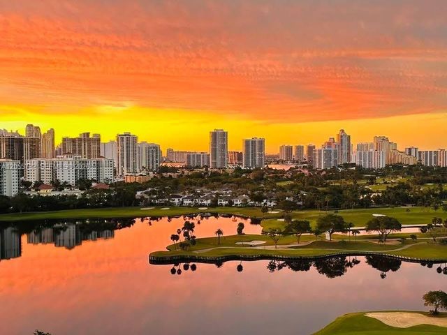 3625 N Country Club Dr 2409, Aventura, FL 33180