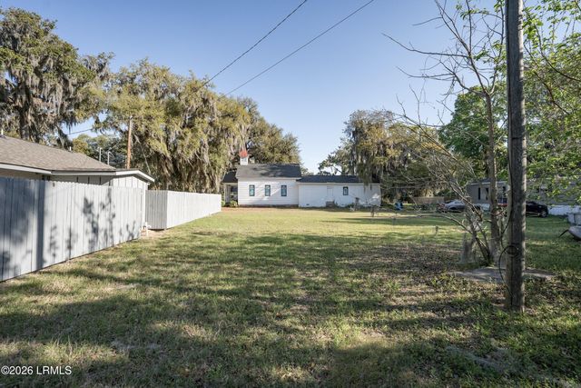 1708 Old Shell Road, Port Royal, SC 29935
