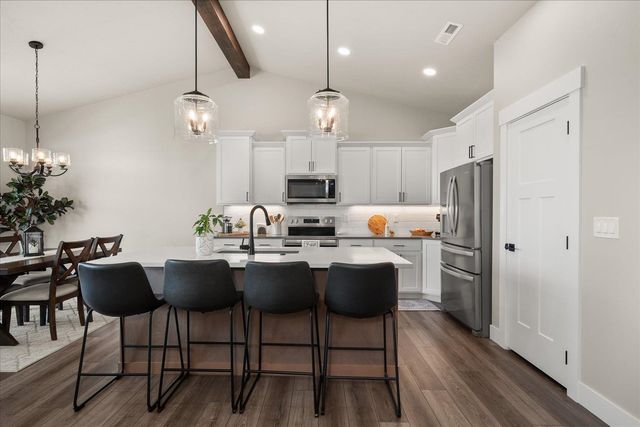 18114 N Nevada Rd, Colbert, WA 99005