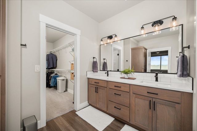 18114 N Nevada Rd, Colbert, WA 99005