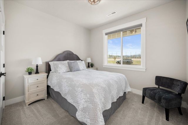 18114 N Nevada Rd, Colbert, WA 99005