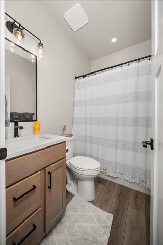 18114 N Nevada Rd, Colbert, WA 99005