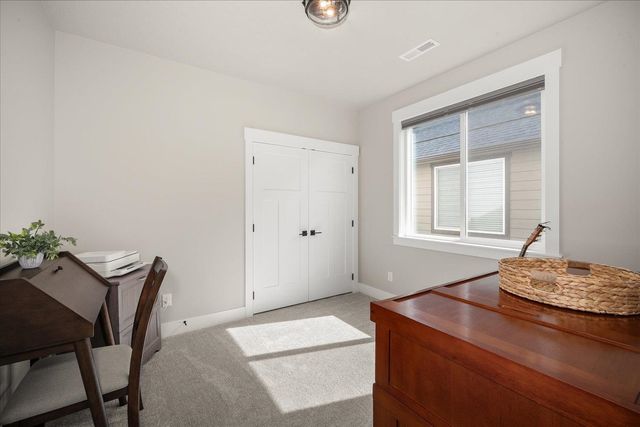 18114 N Nevada Rd, Colbert, WA 99005