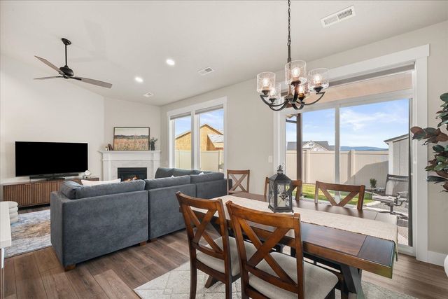 18114 N Nevada Rd, Colbert, WA 99005