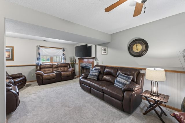 13625 Zarthan Avenue S, Savage, MN 55378