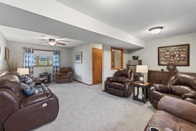 13625 Zarthan Avenue S, Savage, MN 55378