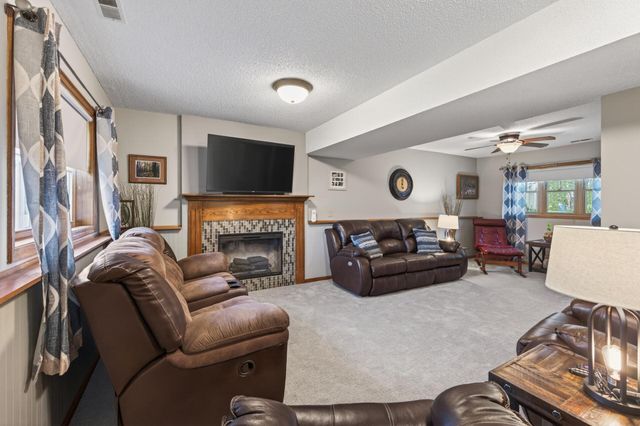 13625 Zarthan Avenue S, Savage, MN 55378