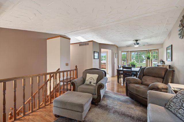 13625 Zarthan Avenue S, Savage, MN 55378