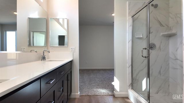 10720 Tatuk Way, Bakersfield, CA 93311