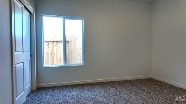 10720 Tatuk Way, Bakersfield, CA 93311