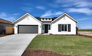 10720 Tatuk Way, Bakersfield, CA 93311