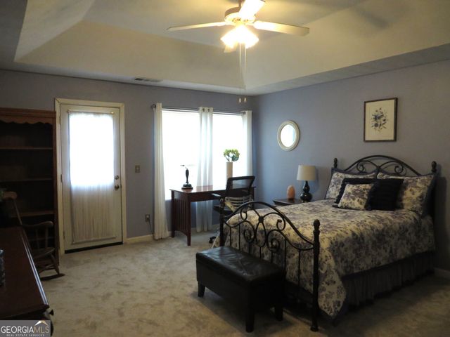 105 Whistle Way, Locust Grove, GA 30248