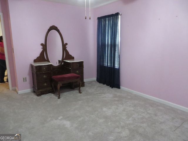 105 Whistle Way, Locust Grove, GA 30248