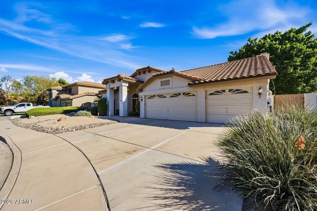 10945 W Bermuda Drive, Avondale, AZ 85392 — photo 2