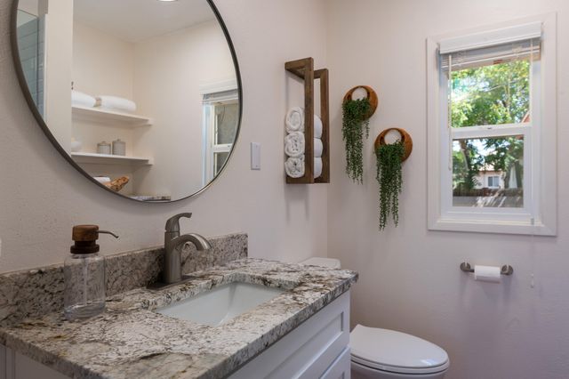 3011 Truman Street NE, Albuquerque, NM 87110