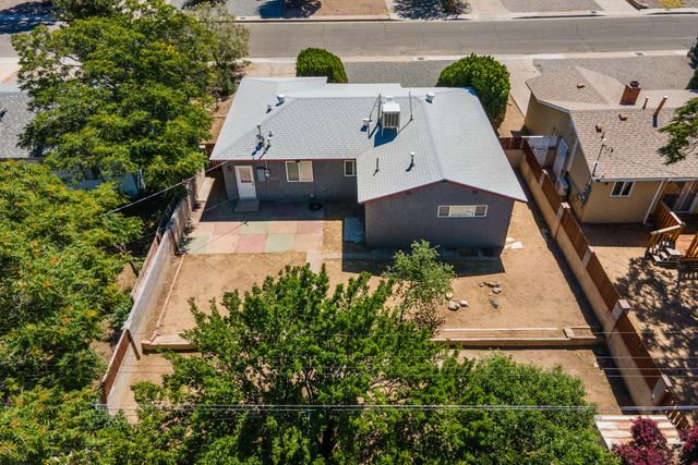 3011 Truman Street NE, Albuquerque, NM 87110