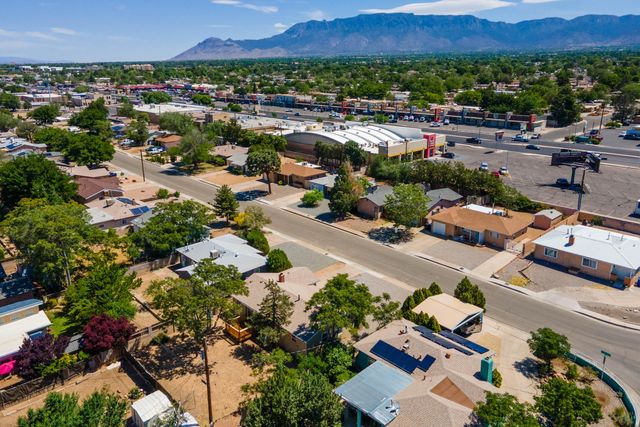 3011 Truman Street NE, Albuquerque, NM 87110