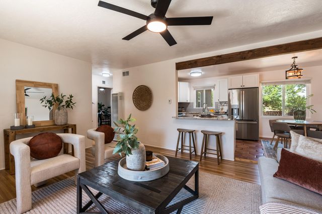 3011 Truman Street NE, Albuquerque, NM 87110