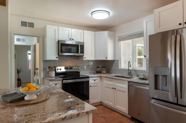 3011 Truman Street NE, Albuquerque, NM 87110