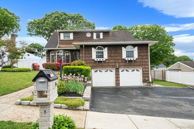 16 Carston Street, Selden, NY 11784