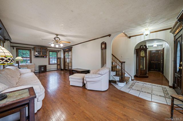 16 Carston Street, Selden, NY 11784