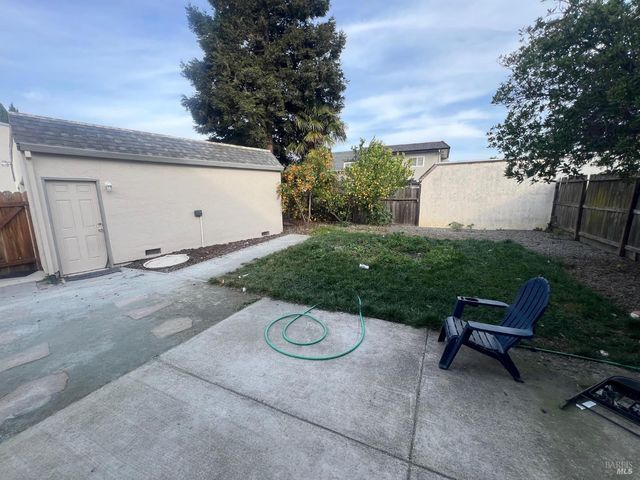 2532 Beaufort Ct, Fairfield, CA 94533