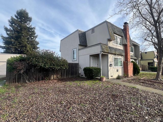 2532 Beaufort Ct, Fairfield, CA 94533