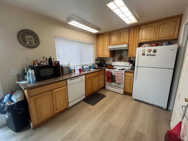2532 Beaufort Ct, Fairfield, CA 94533