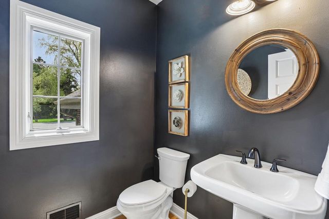 5476 Walden Bay Drive, Waunakee, WI 53597