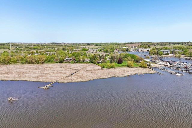 5476 Walden Bay Drive, Waunakee, WI 53597