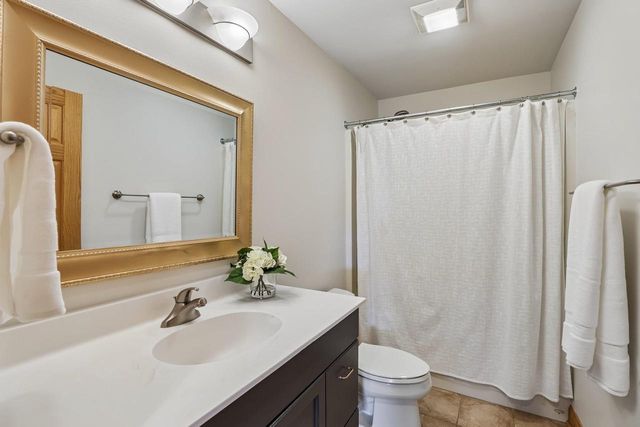 5476 Walden Bay Drive, Waunakee, WI 53597