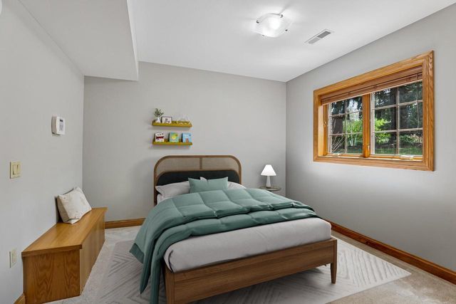 5476 Walden Bay Drive, Waunakee, WI 53597