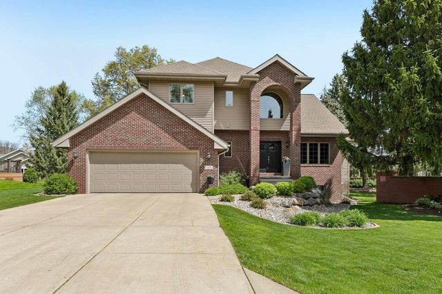 5476 Walden Bay Drive, Waunakee, WI 53597