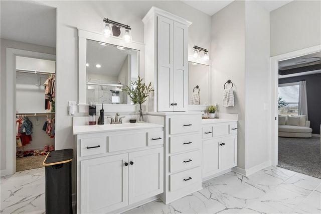 9308 NE 98th Terrace, Kansas City, MO 64157