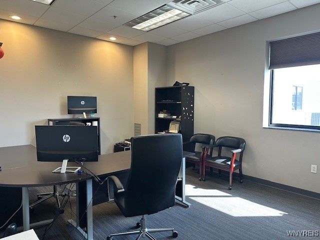 18 Lancaster Parkway, Lancaster, NY 14086