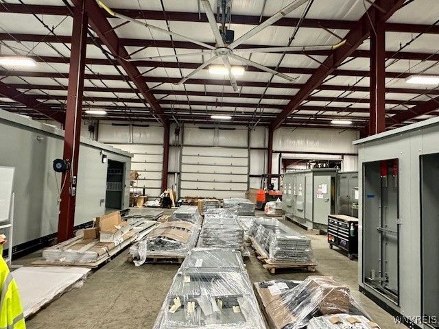 18 Lancaster Parkway, Lancaster, NY 14086