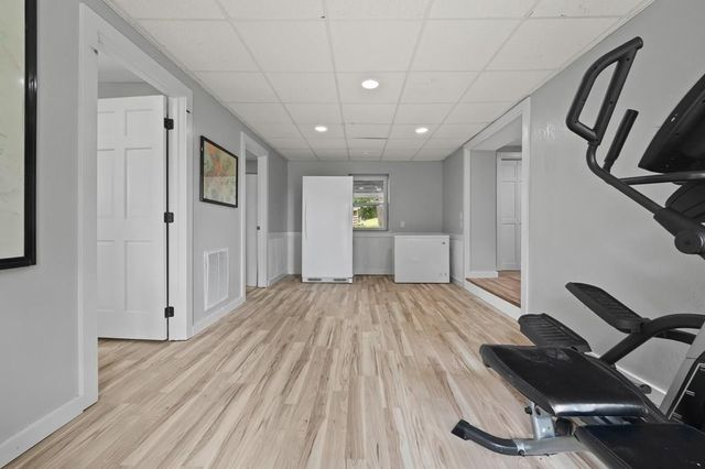 200 Duke Ln, Livingston, TN 38570
