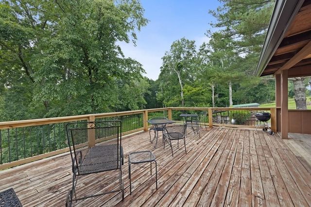 200 Duke Ln, Livingston, TN 38570