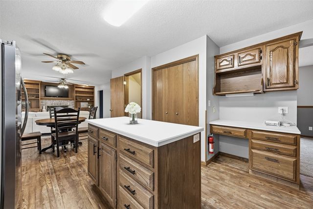 3905 Riverside Drive NE, Cedar Rapids, IA 52402