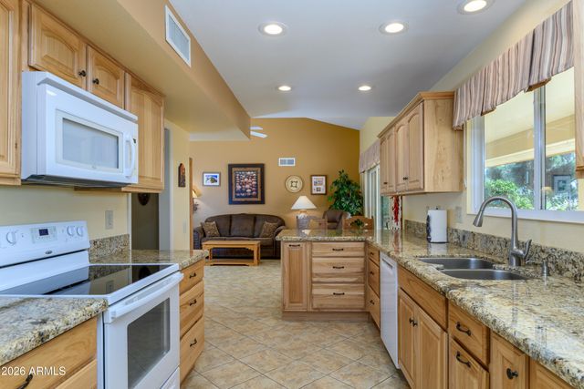 13603 W GABLE HILL Drive, Sun City West, AZ 85375