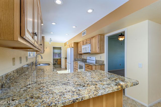 13603 W GABLE HILL Drive, Sun City West, AZ 85375