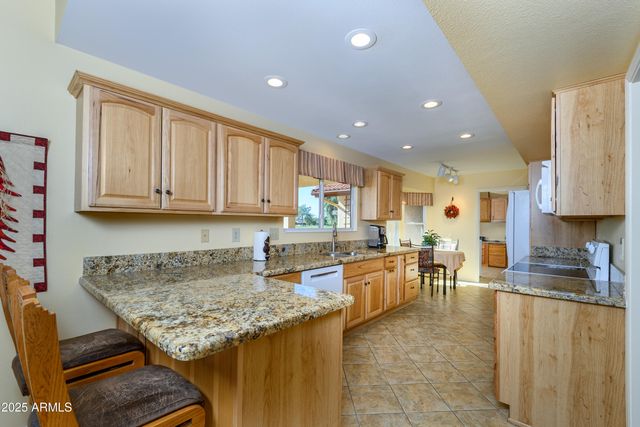 13603 W GABLE HILL Drive, Sun City West, AZ 85375