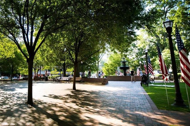 1905 Holly Springs Road, Marietta, GA 30062