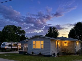 313 Ackerson Lake Drive, Napoleon Twp, MI 49201