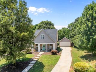 8225 Ballymore Court, Huntersville, NC 28078