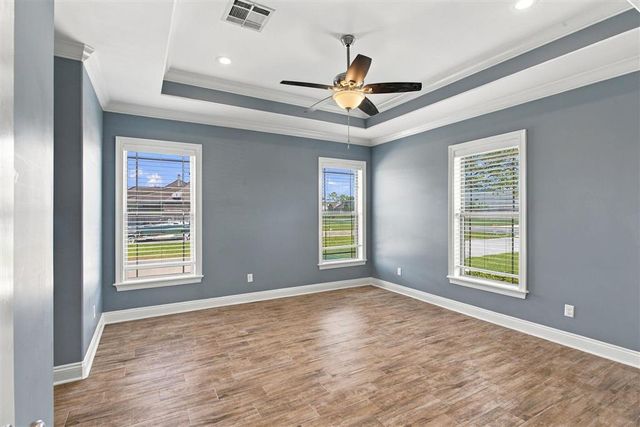 2321 Regena Drive, Lake Charles, LA 70611