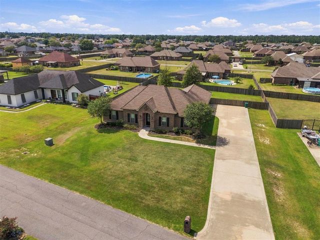 2321 Regena Drive, Lake Charles, LA 70611