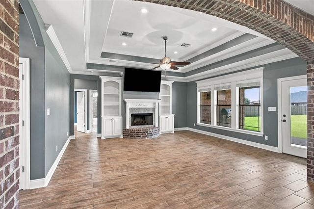 2321 Regena Drive, Lake Charles, LA 70611