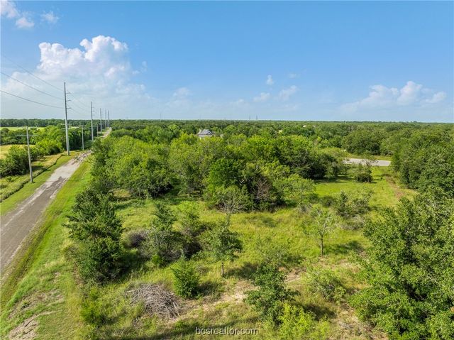 4024 Hollow Court, College Station, TX 77845