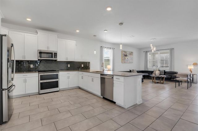 9084 SOMMERSET HILLS DRIVE, Davenport, FL 33896